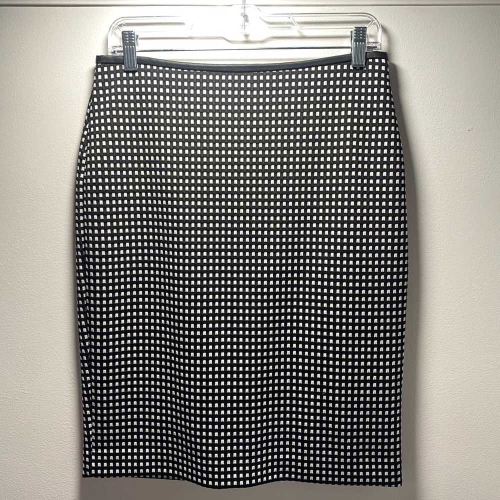 Express Black and White Pencil Skirt | 8
